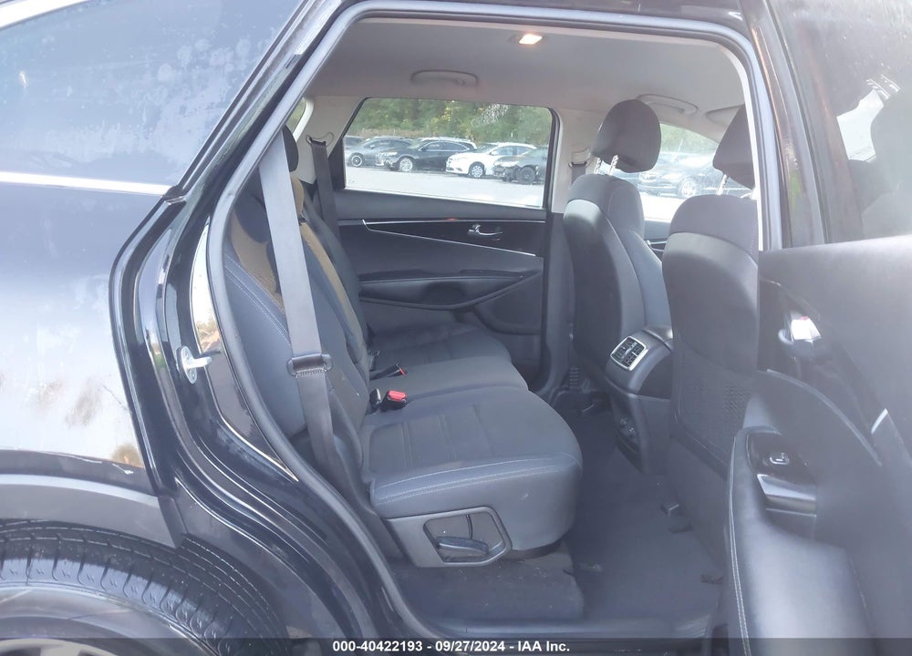 2017 KIA SORENTO 2.4L LX VIN: 5XYPGDA38HG298457