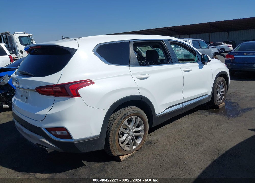 2020 HYUNDAI SANTA FE SE VIN: 5NMS23ADXLH160008