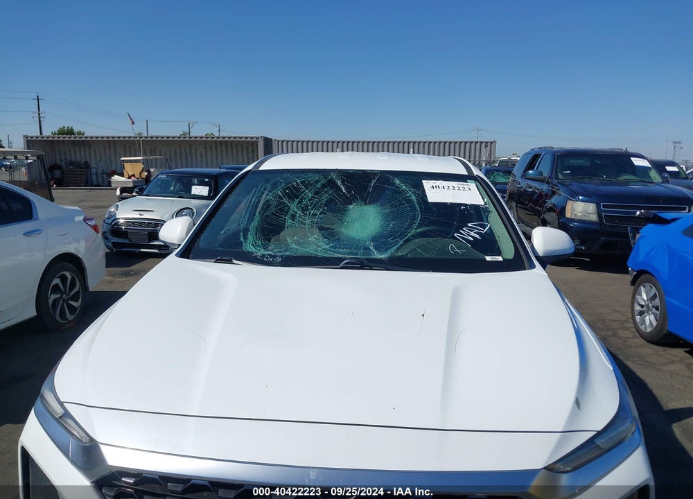 2020 HYUNDAI SANTA FE SE VIN: 5NMS23ADXLH160008