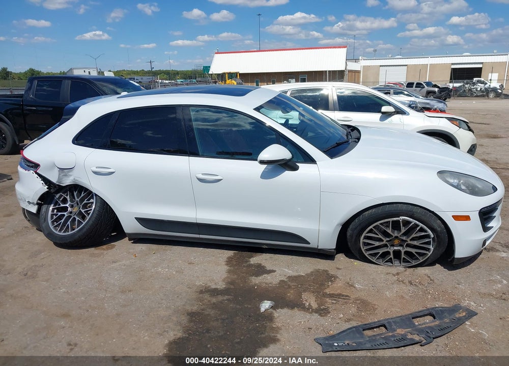 2016 PORSCHE MACAN S VIN: WP1AB2A53GLB48509