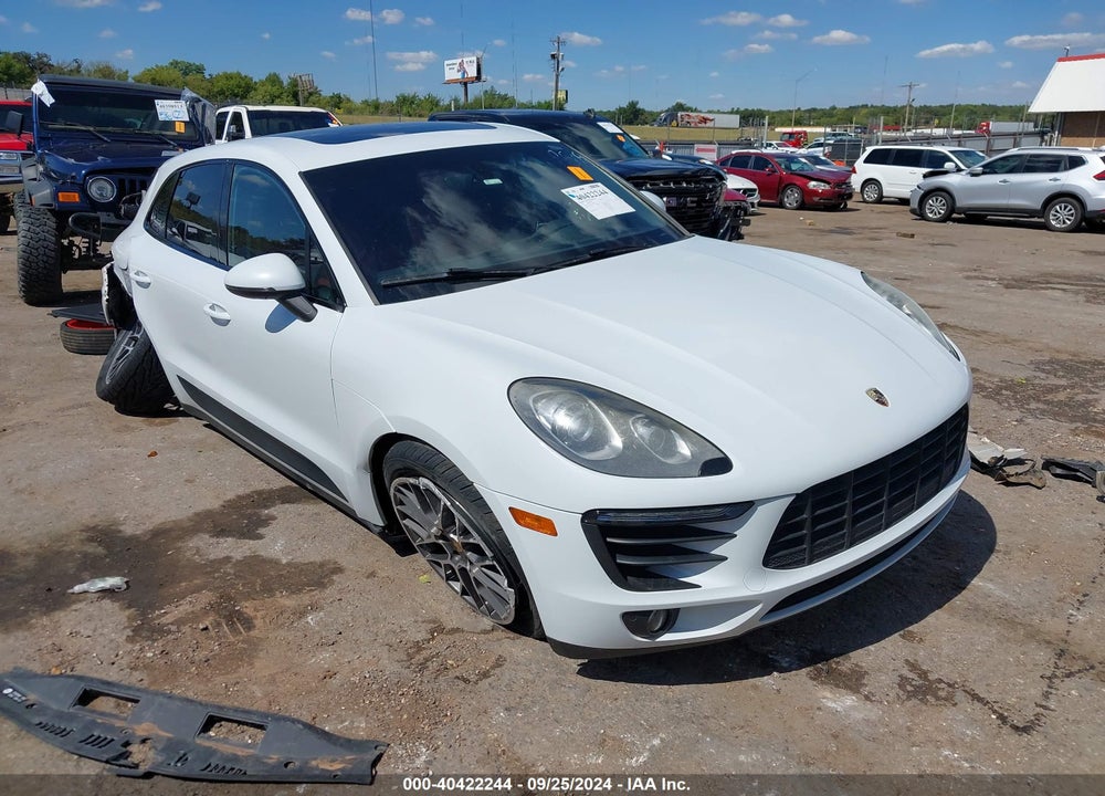 2016 PORSCHE MACAN S VIN: WP1AB2A53GLB48509
