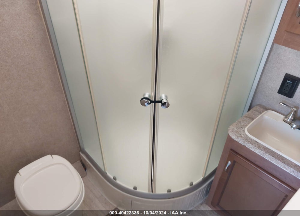 2018 COACHMEN 223RBS VIN: 5ZT2CALB8JU028351