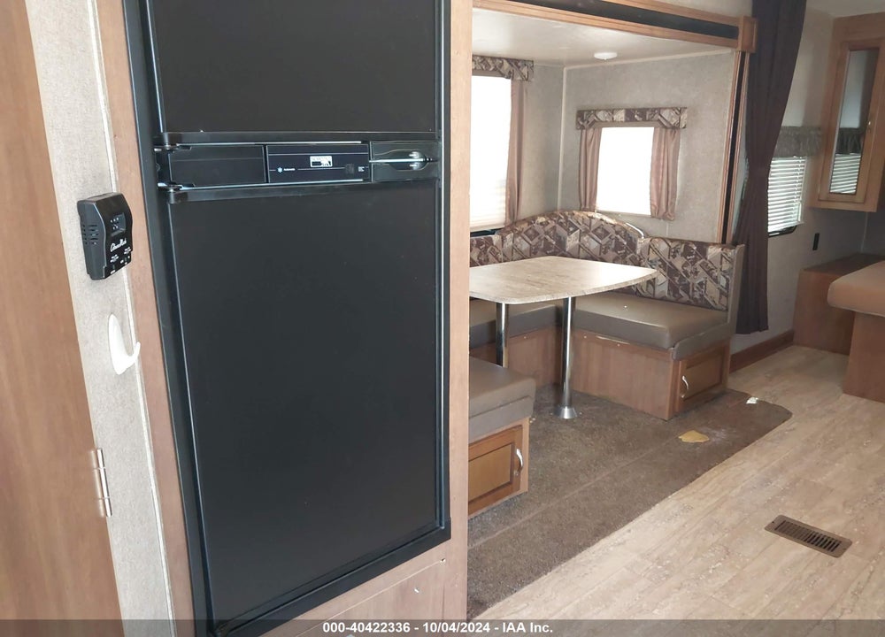 2018 COACHMEN 223RBS VIN: 5ZT2CALB8JU028351