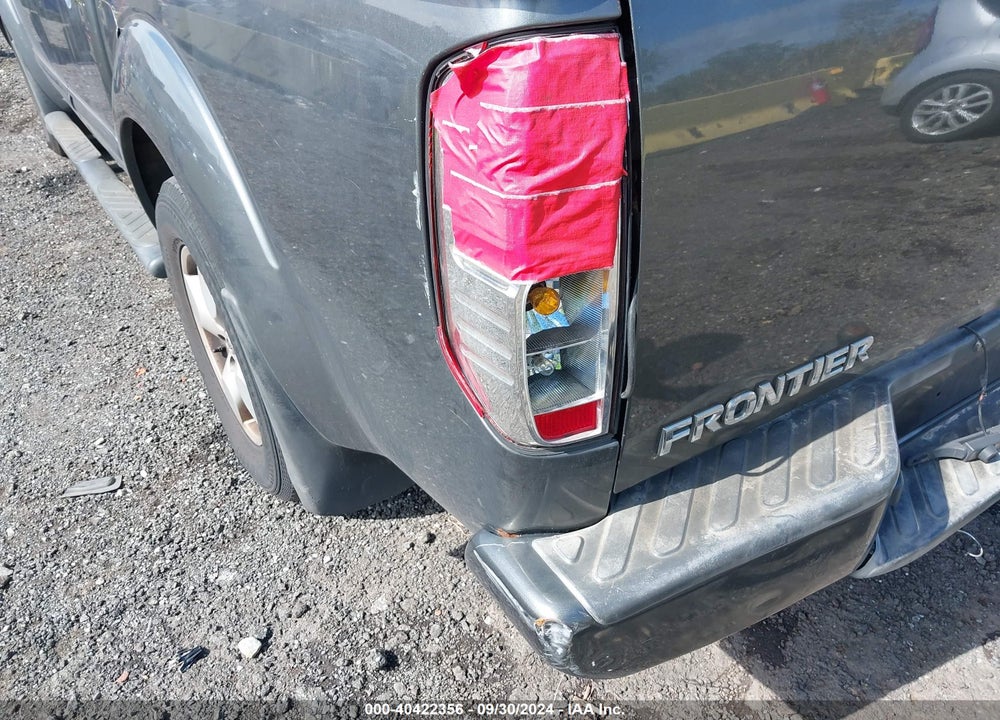2006 NISSAN FRONTIER LE VIN: 1N6AD07W96C449359