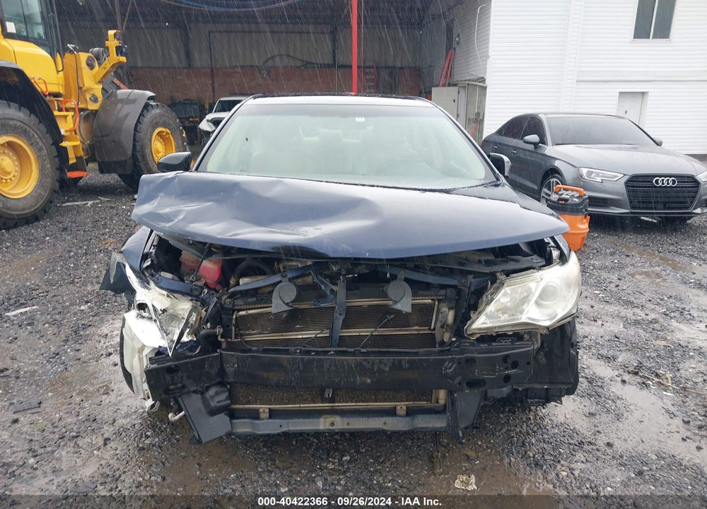 2014 TOYOTA CAMRY HYBRID LE VIN: 4T1BD1FK0EU112904