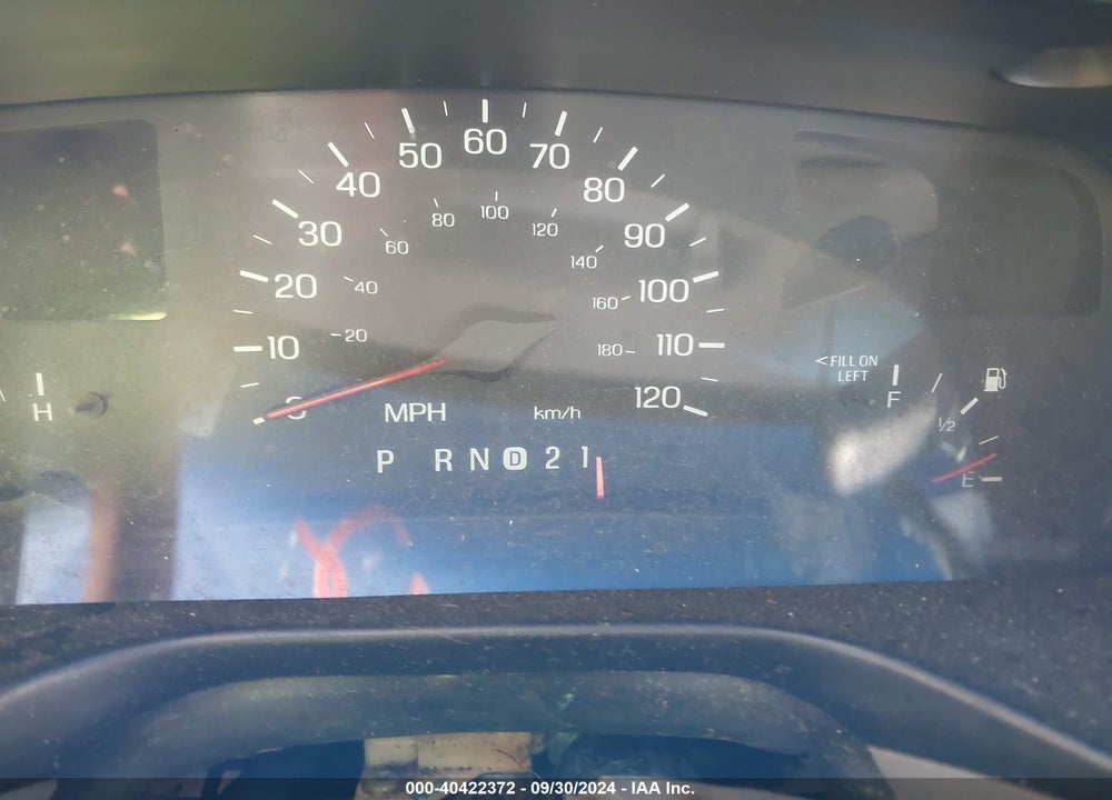 1999 LINCOLN TOWN CAR SIGNATURE VIN: 1LNHM82WXXY640859