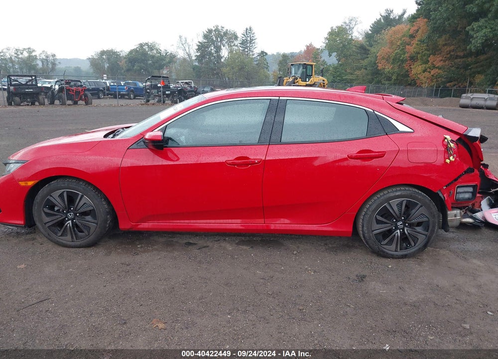 2018 HONDA CIVIC EX VIN: SHHFK7H51JU209214