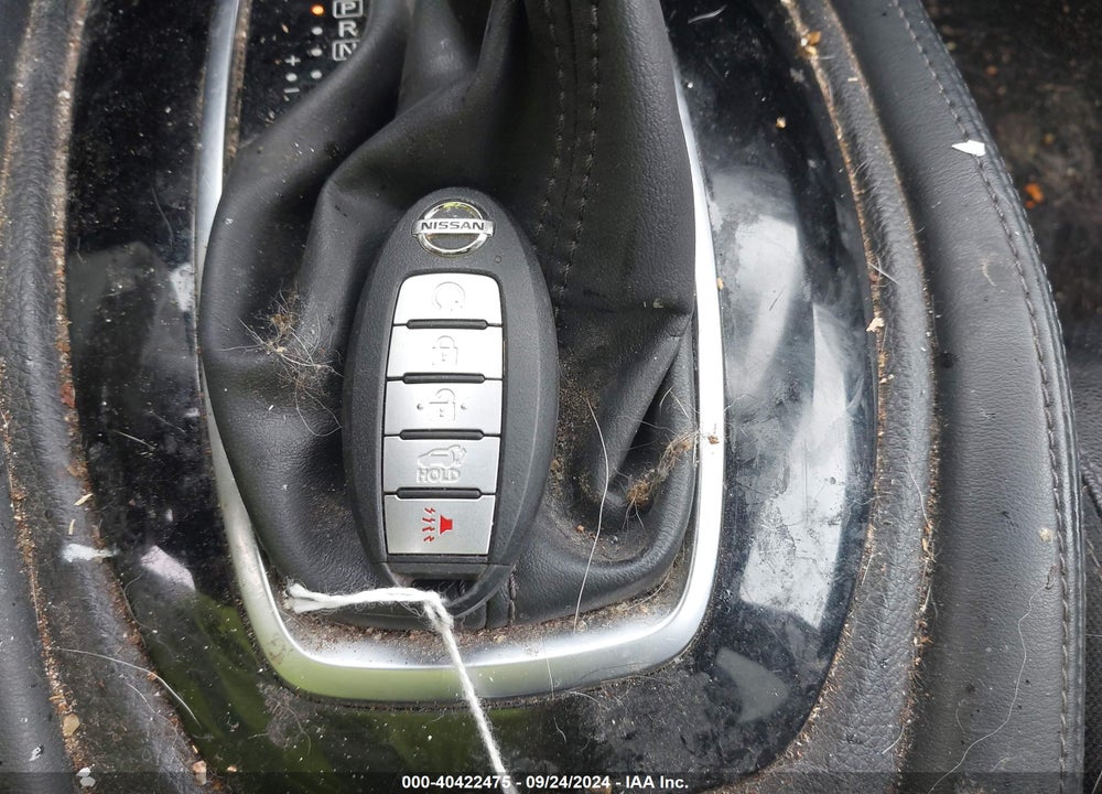 2019 NISSAN ROGUE SL VIN: 5N1AT2MT6KC763374