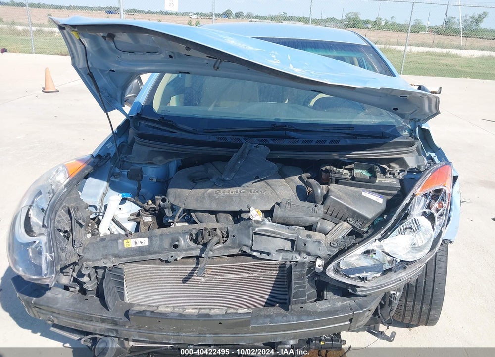 2013 HYUNDAI ELANTRA VIN: KMHDH4AE6DU592252