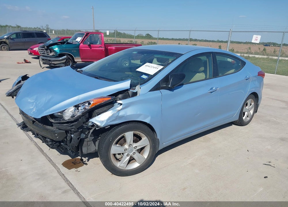 2013 HYUNDAI ELANTRA VIN: KMHDH4AE6DU592252