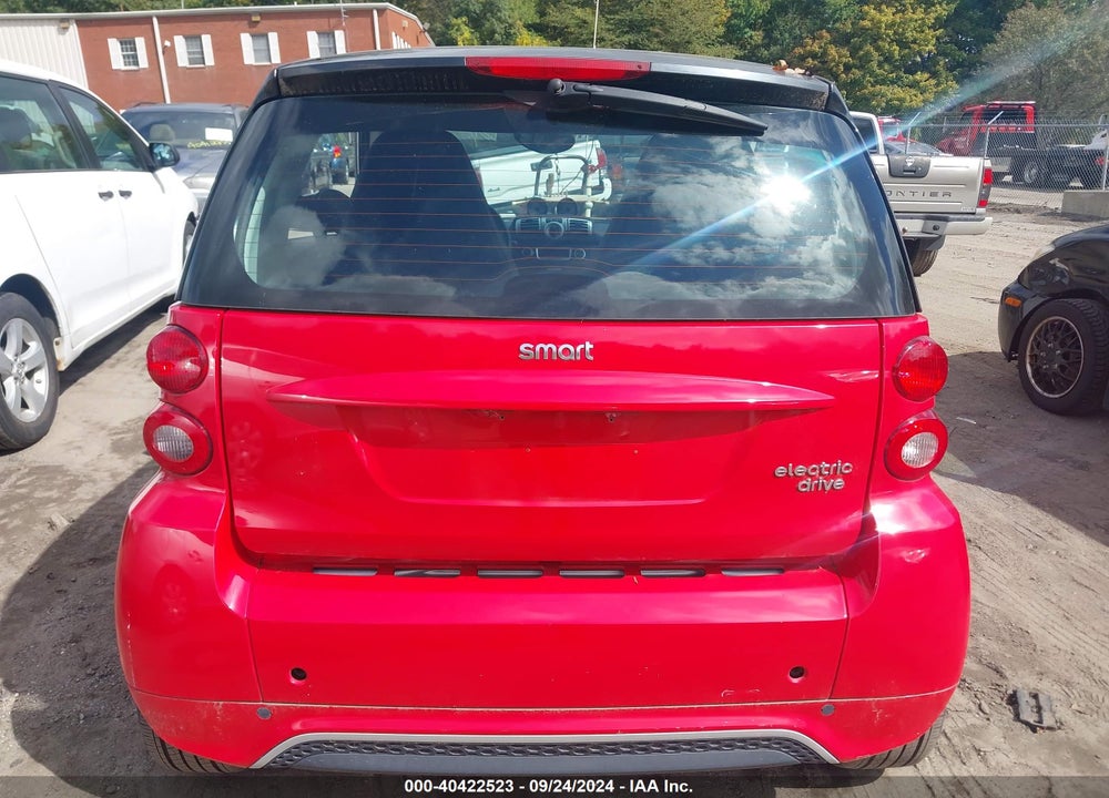 2013 SMART FORTWO ELECTRIC DRIVE PASSION VIN: WMEEJ9AA2DK722970