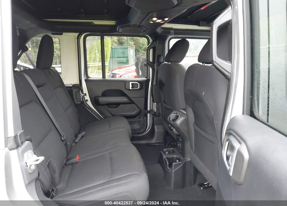 2019 JEEP WRANGLER UNLIMITED SAHARA 4X4 VIN: 1C4HJXEN7KW599976