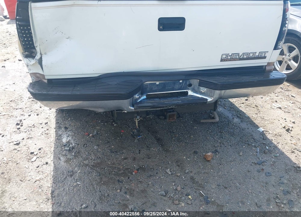 1998 CHEVROLET TAHOE LS VIN: 1GNEK13R5WJ321753