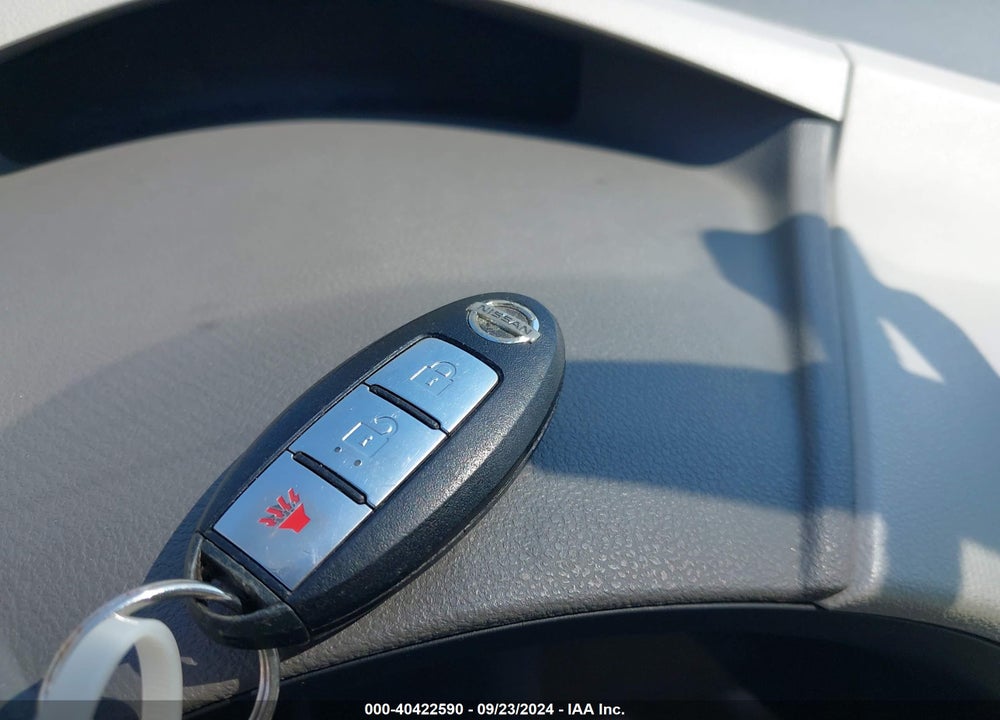 2011 NISSAN LEAF SL VIN: JN1AZ0CP0BT003522