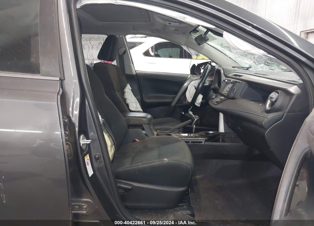 2018 TOYOTA RAV4 ADVENTURE VIN: 2T3RFREVXJW843201