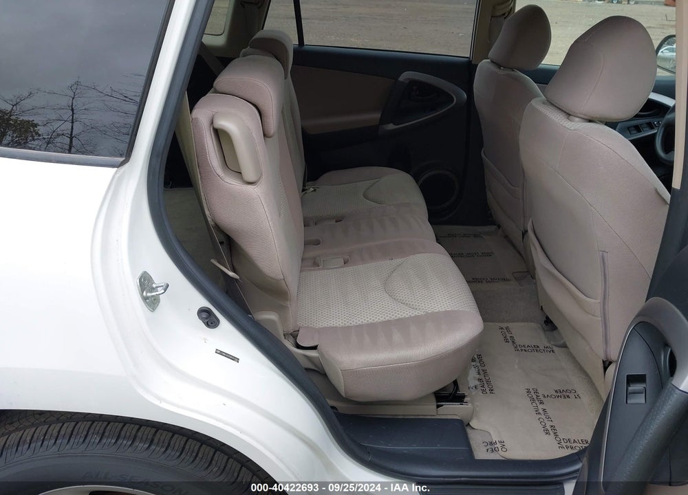 2008 TOYOTA RAV4 BASE V6 VIN: JTMBK33V585053884