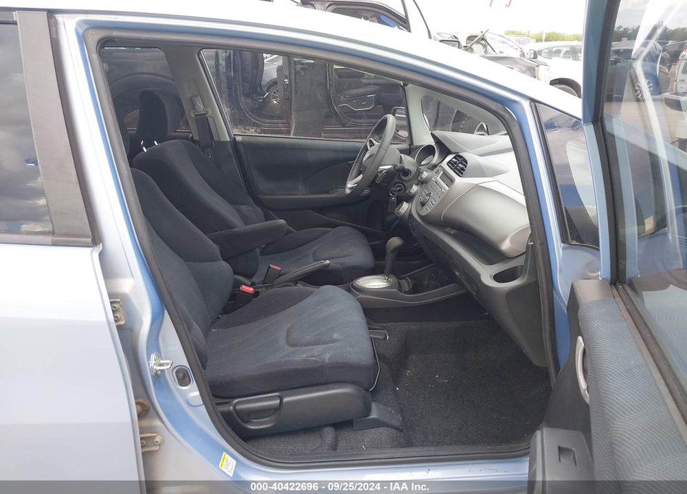 2009 HONDA FIT SPORT VIN: JHMGE88489S026545