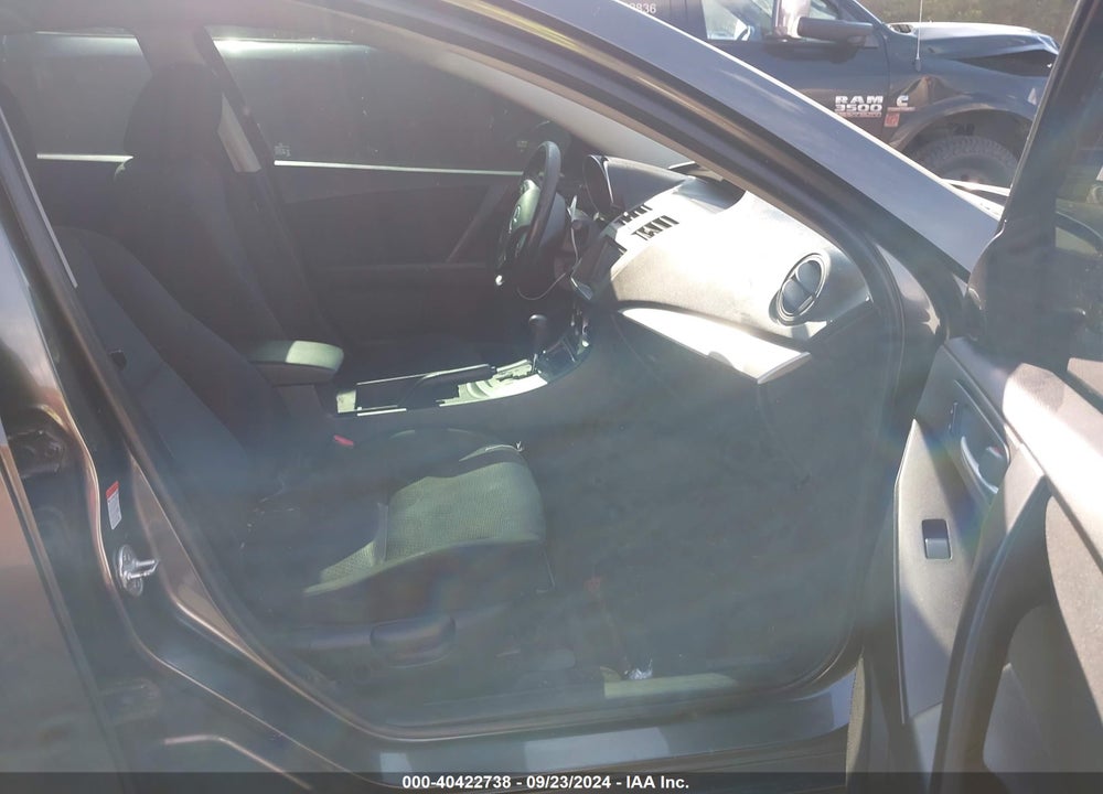 2010 MAZDA 3 I TOURING VIN: JM1BL1SG0A1225904