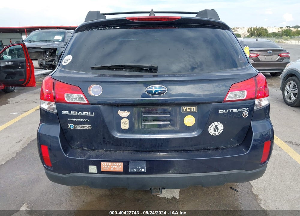 2014 SUBARU OUTBACK 2.5I LIMITED VIN: 4S4BRCLC8E3226116