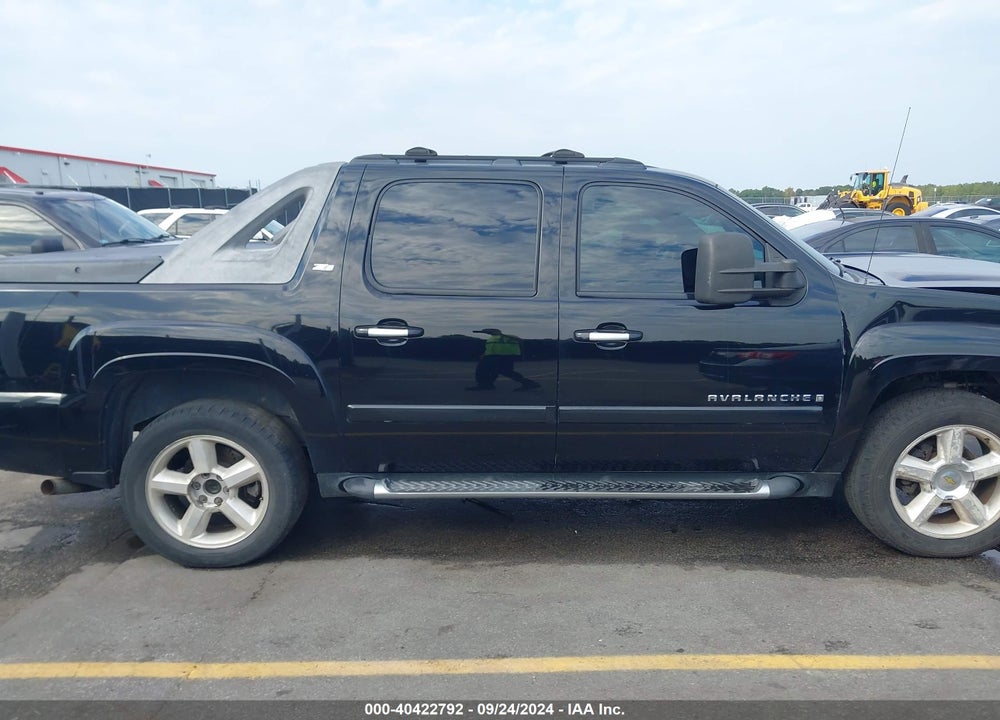 2007 CHEVROLET AVALANCHE 1500 LT VIN: 3GNFK12327G302503