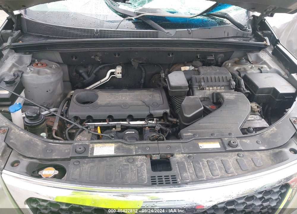 2011 KIA SORENTO LX VIN: 5XYKT3A10BG027172