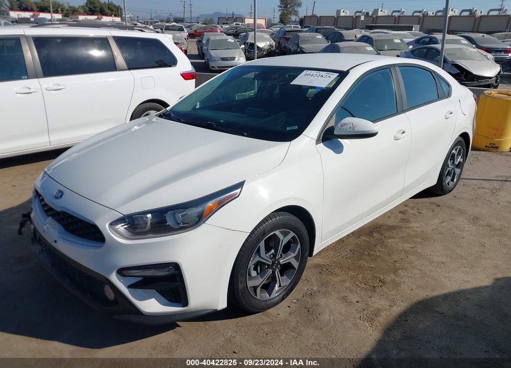 2019 KIA FORTE LXS VIN: 3KPF24AD7KE050689