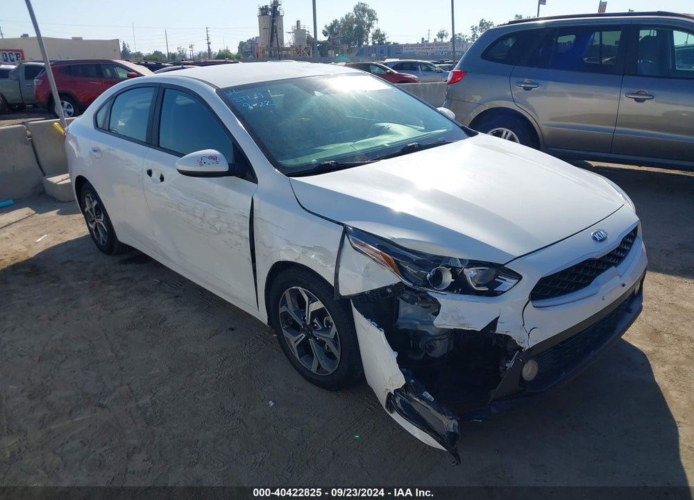 2019 KIA FORTE LXS VIN: 3KPF24AD7KE050689