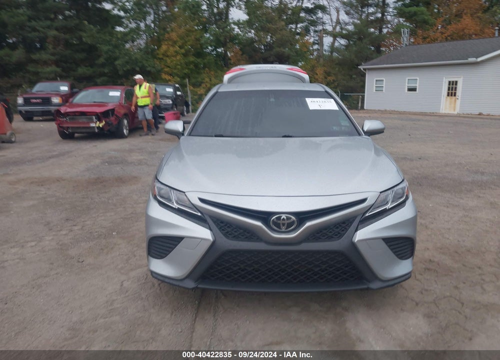 2018 TOYOTA CAMRY SE VIN: JTNB11HK3J3043843