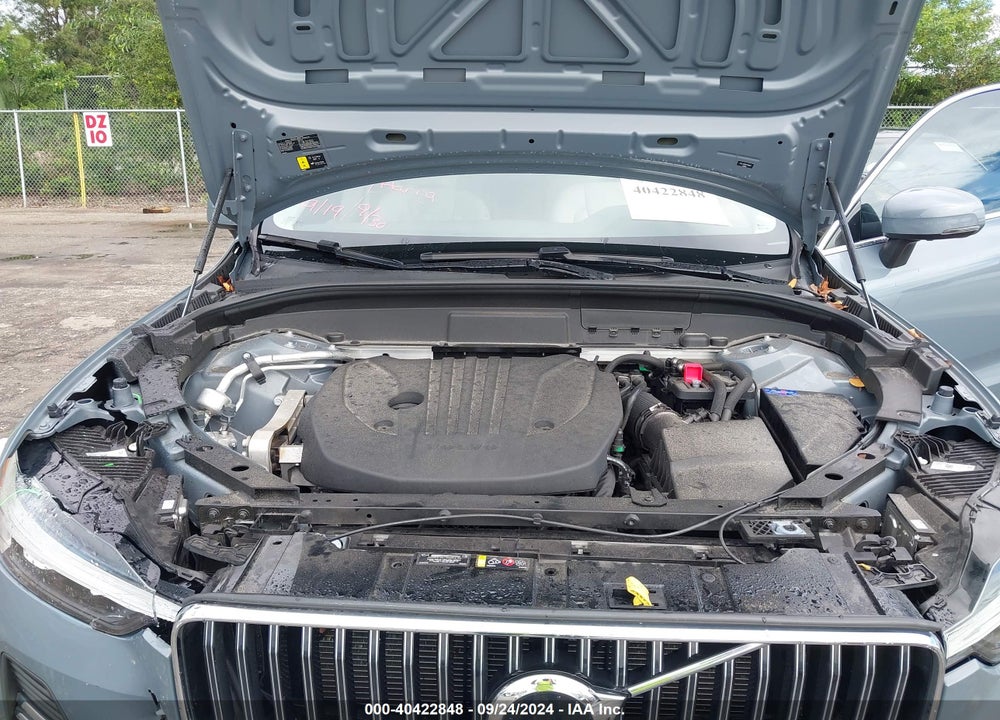 2023 VOLVO XC60 B5 PLUS BRIGHT THEME VIN: YV4L12RE6P1319201