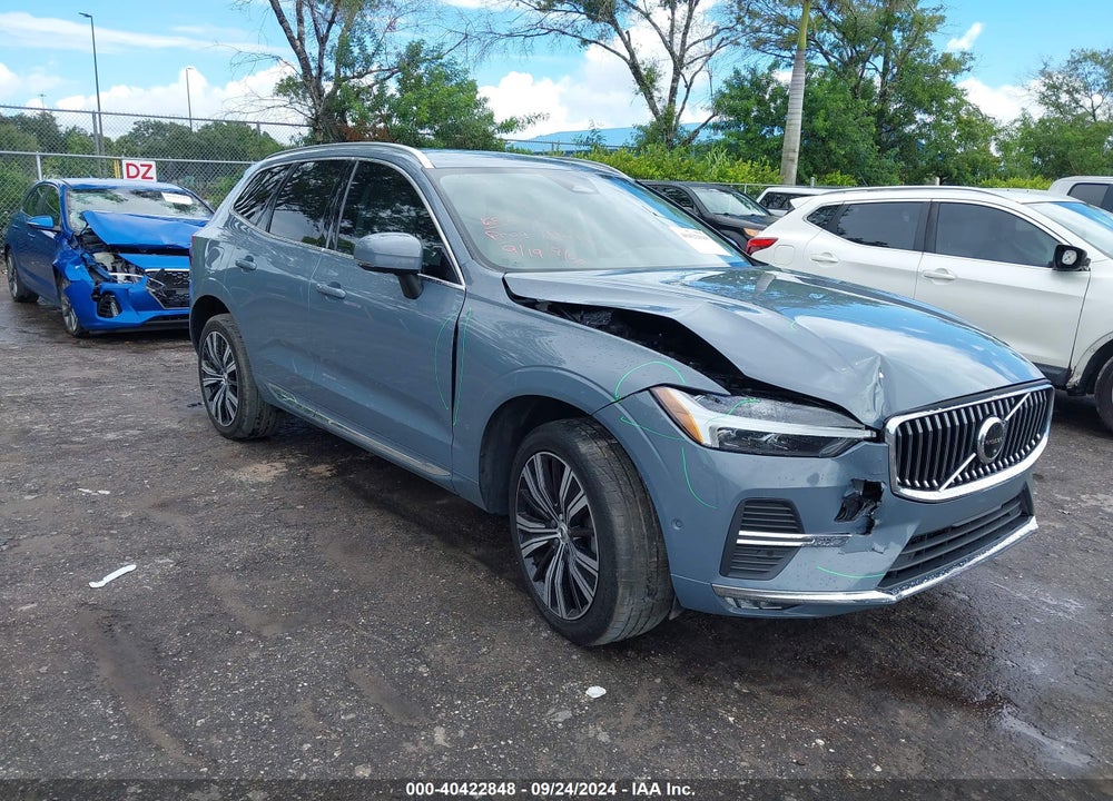 2023 VOLVO XC60 B5 PLUS BRIGHT THEME VIN: YV4L12RE6P1319201