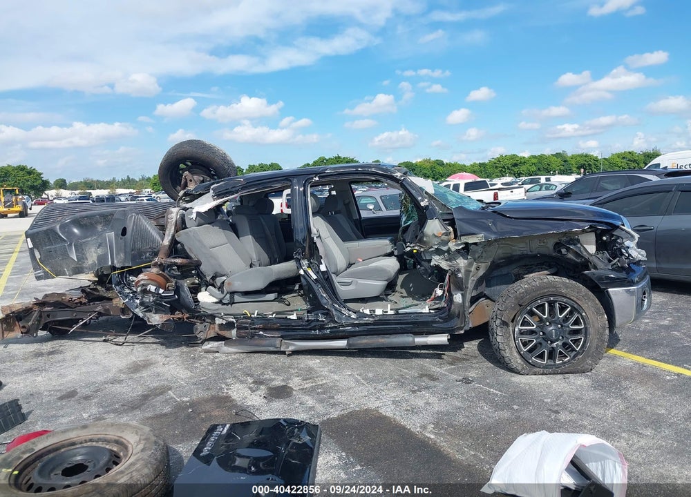 2008 TOYOTA TUNDRA BASE 5.7L V8 VIN: 5TFDV54158X049541