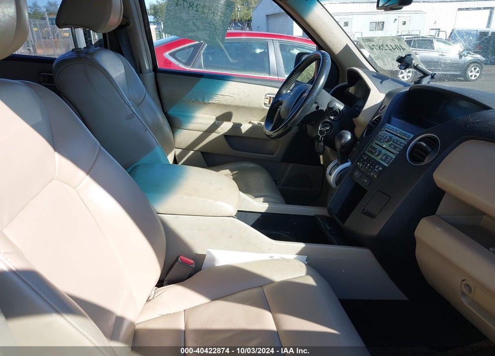 2009 HONDA PILOT EX-L VIN: 5FNYF486X9B019106