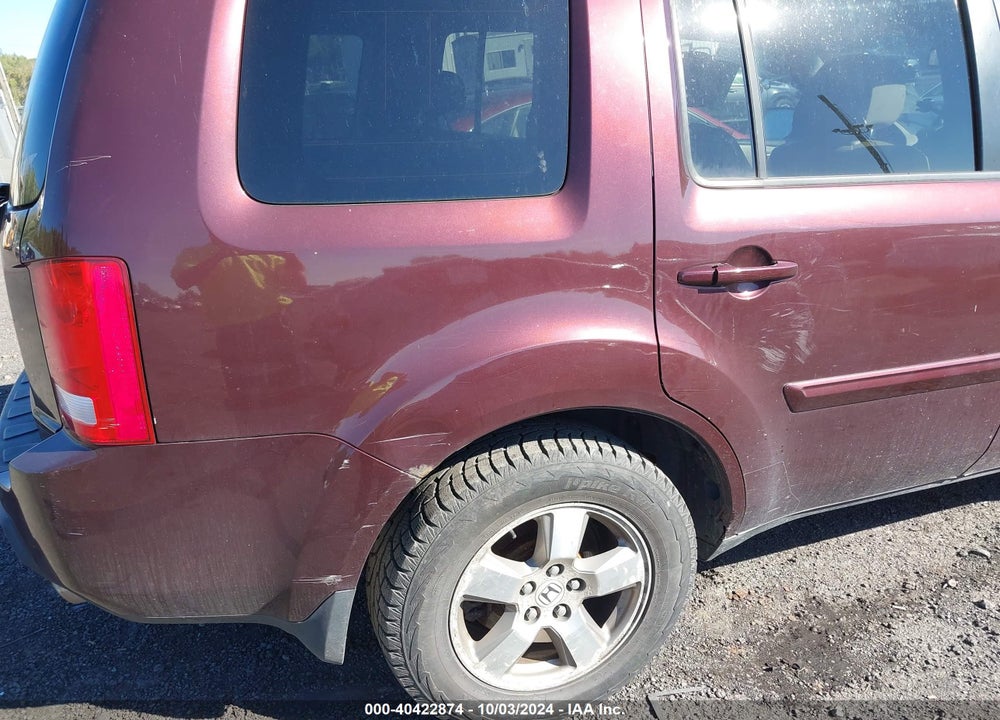 2009 HONDA PILOT EX-L VIN: 5FNYF486X9B019106