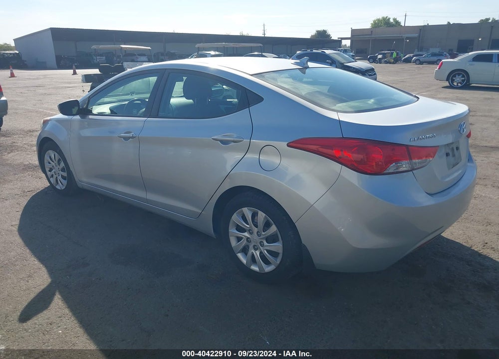 2013 HYUNDAI ELANTRA GLS VIN: 5NPDH4AE7DH194269