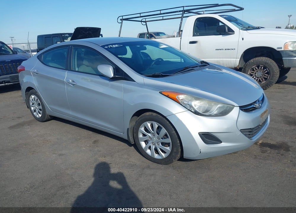 2013 HYUNDAI ELANTRA GLS VIN: 5NPDH4AE7DH194269