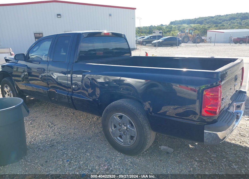 2005 DODGE DAKOTA SLT VIN: 1D7HE42N85S183220