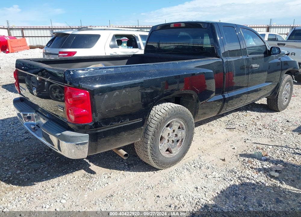 2005 DODGE DAKOTA SLT VIN: 1D7HE42N85S183220