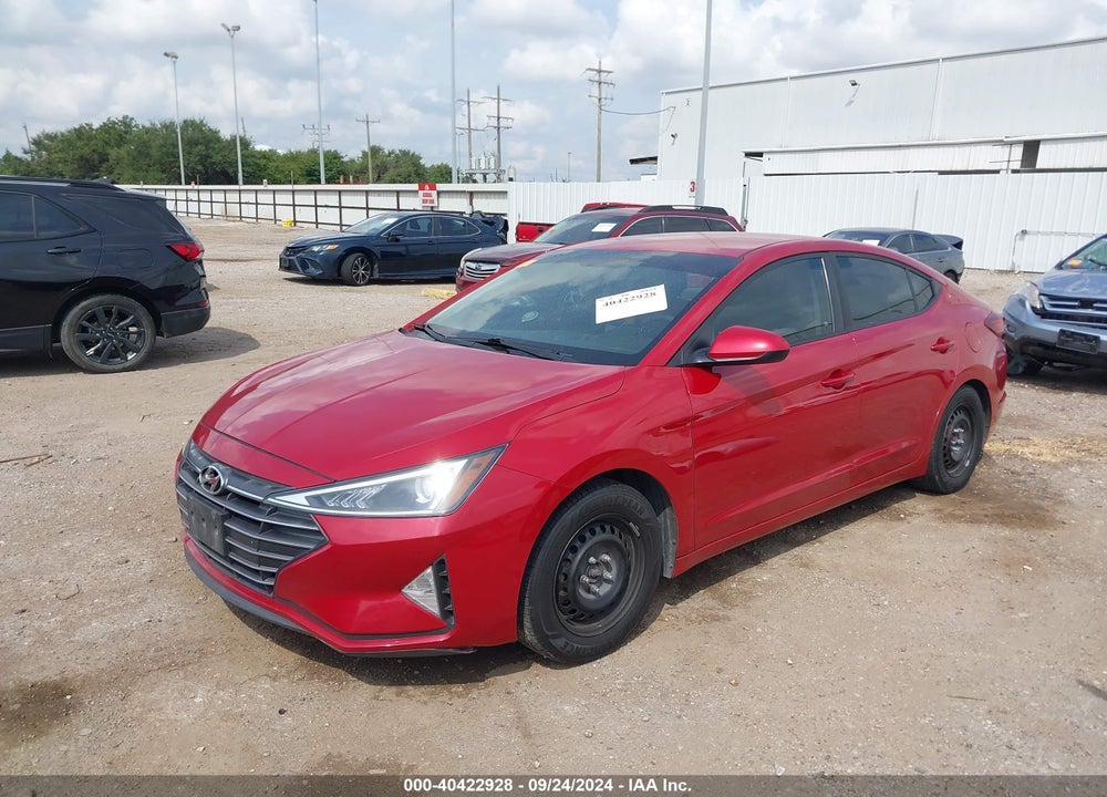 2019 HYUNDAI ELANTRA SE VIN: 5NPD74LF6KH477395