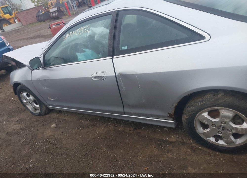 2002 HONDA ACCORD CPE EX/EX W/LEATHER VIN: 1HGCG325X2A002226