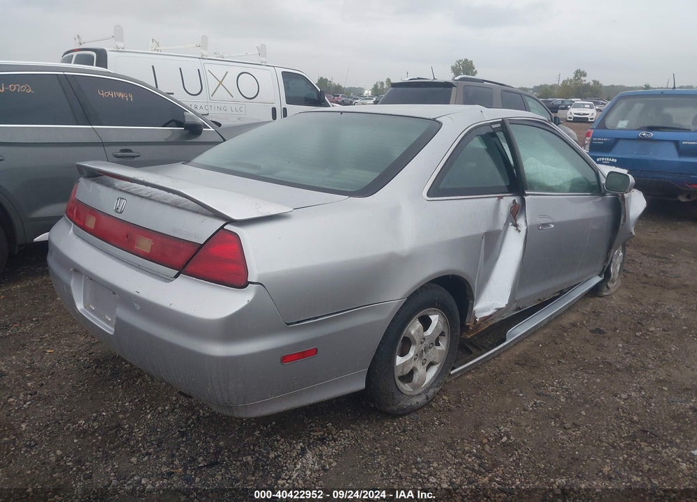 2002 HONDA ACCORD CPE EX/EX W/LEATHER VIN: 1HGCG325X2A002226