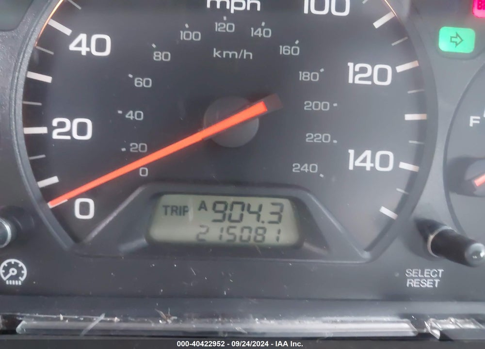 2002 HONDA ACCORD CPE EX/EX W/LEATHER VIN: 1HGCG325X2A002226