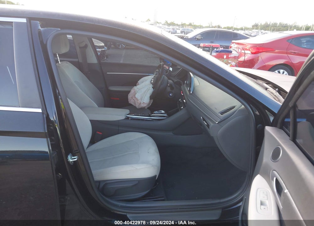 2022 HYUNDAI SONATA SE VIN: KMHL24JA8NA230419