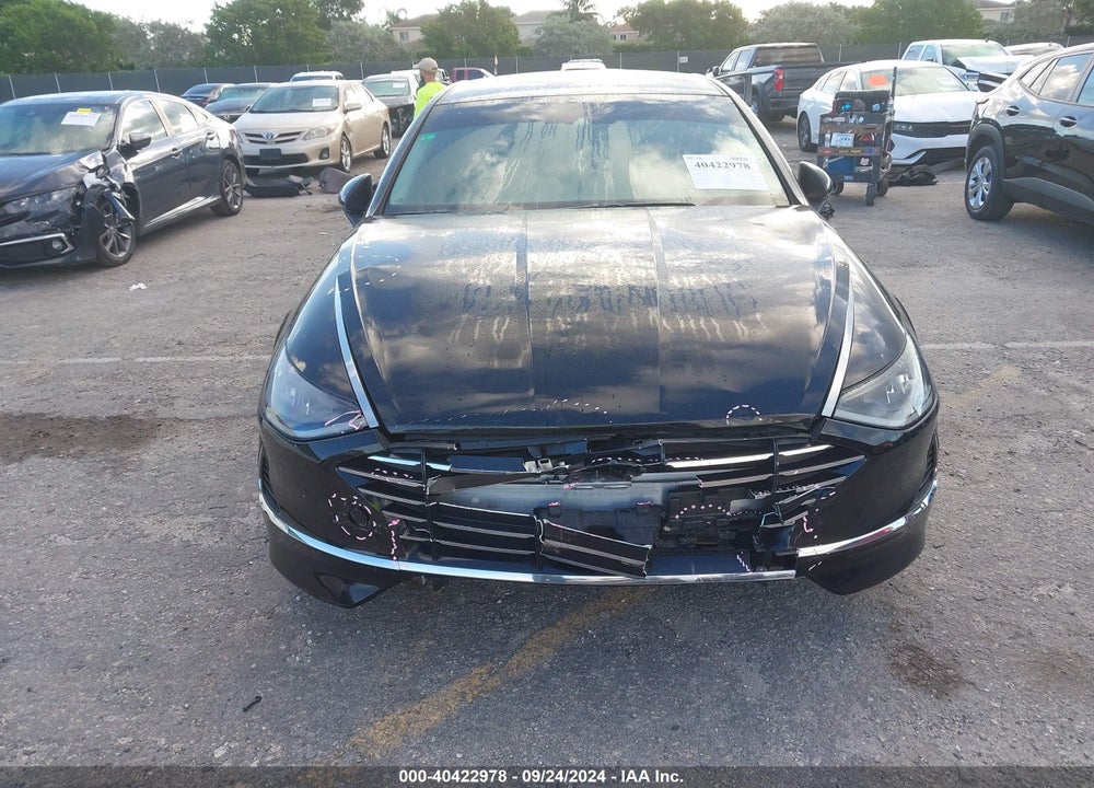 2022 HYUNDAI SONATA SE VIN: KMHL24JA8NA230419