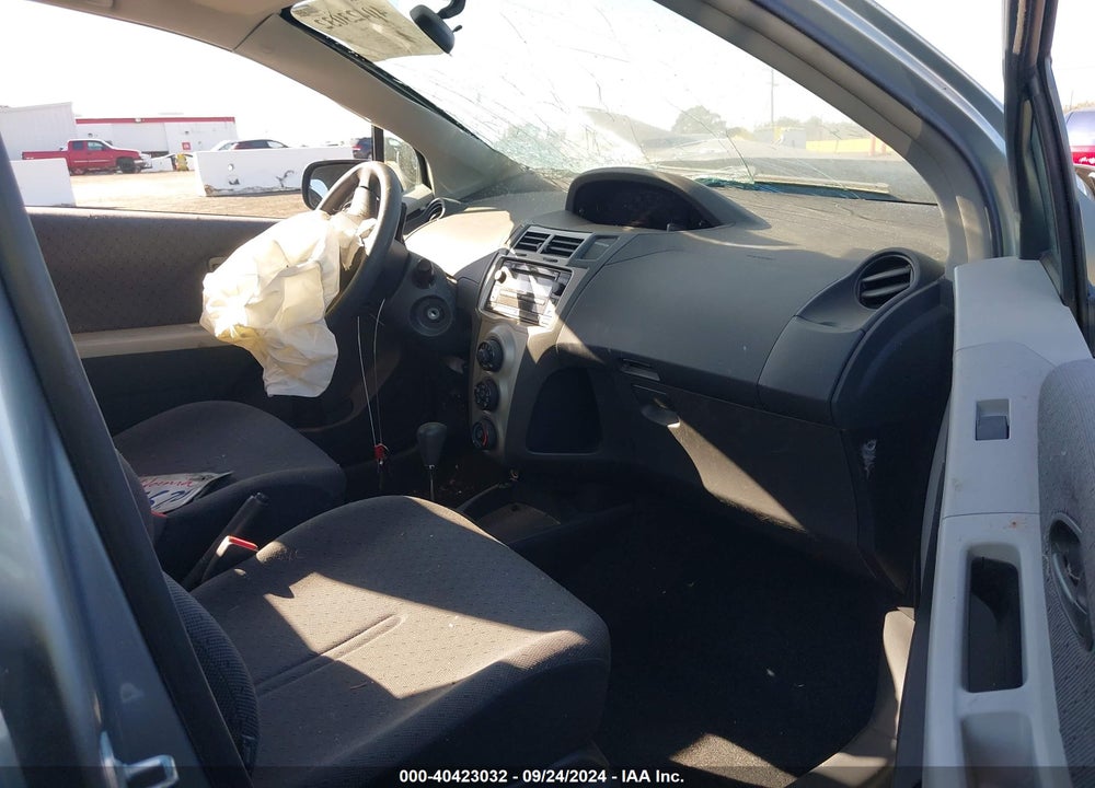 2010 TOYOTA YARIS VIN: JTDKT4K32A5284220