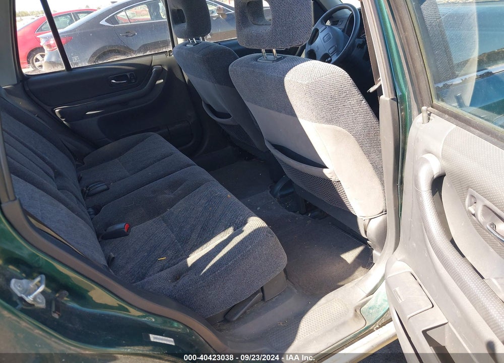 2001 HONDA CR-V EX VIN: JHLRD18631C037735