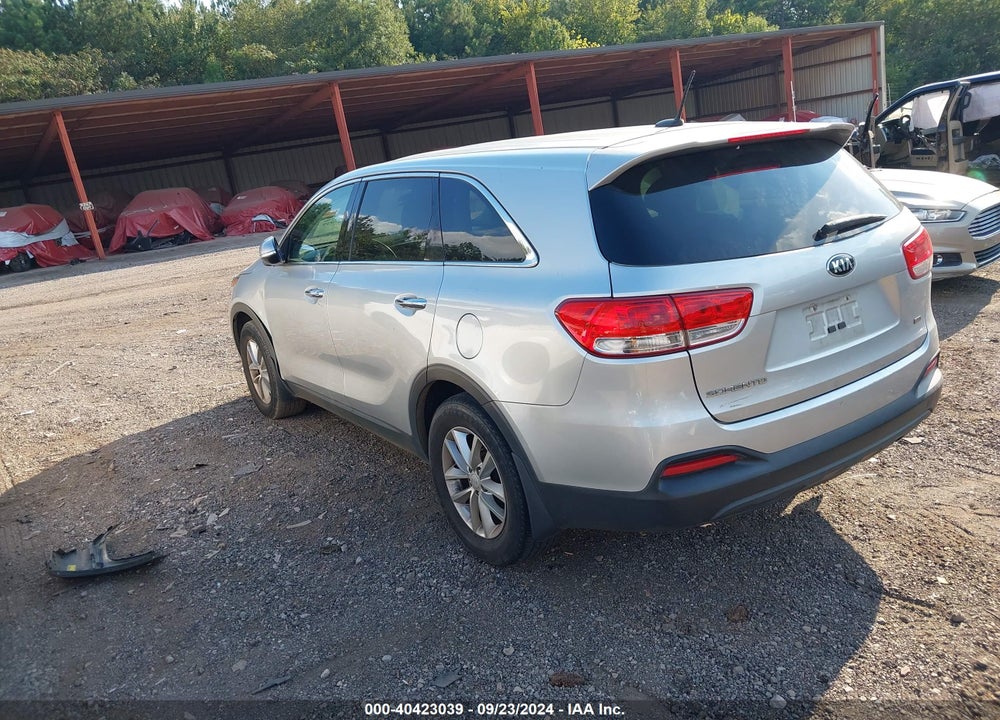 2017 KIA SORENTO 2.4L L VIN: 5XYPG4A32HG293755