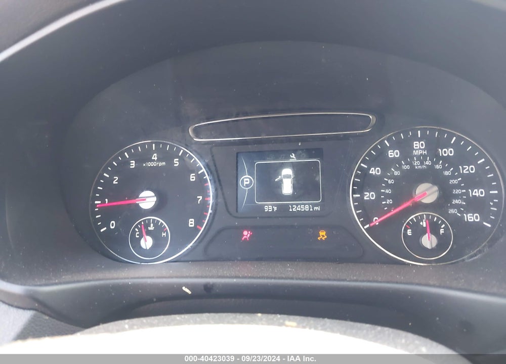 2017 KIA SORENTO 2.4L L VIN: 5XYPG4A32HG293755
