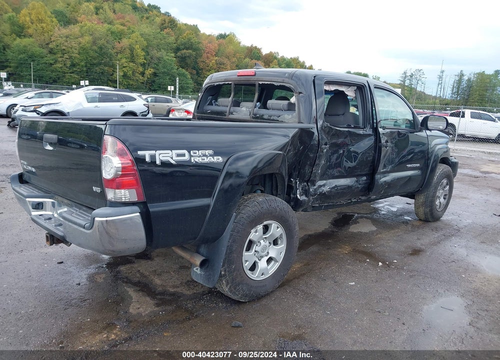 2015 TOYOTA TACOMA BASE V6 VIN: 5TFLU4EN7FX121718