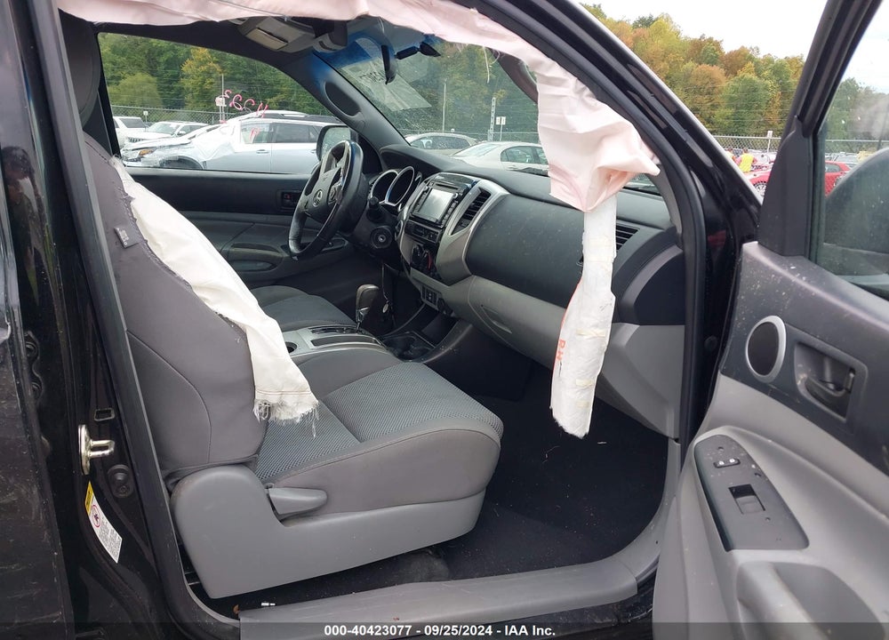 2015 TOYOTA TACOMA BASE V6 VIN: 5TFLU4EN7FX121718