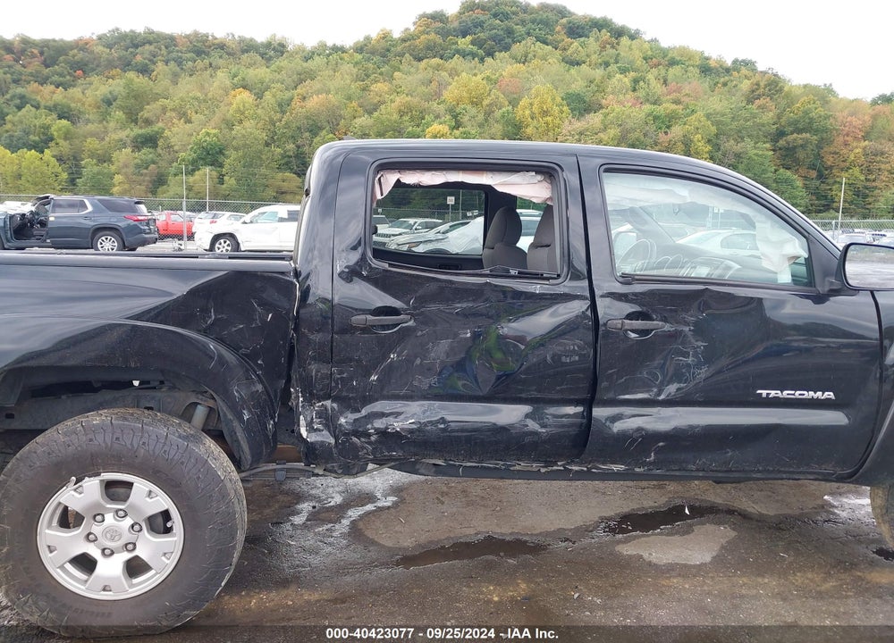 2015 TOYOTA TACOMA BASE V6 VIN: 5TFLU4EN7FX121718